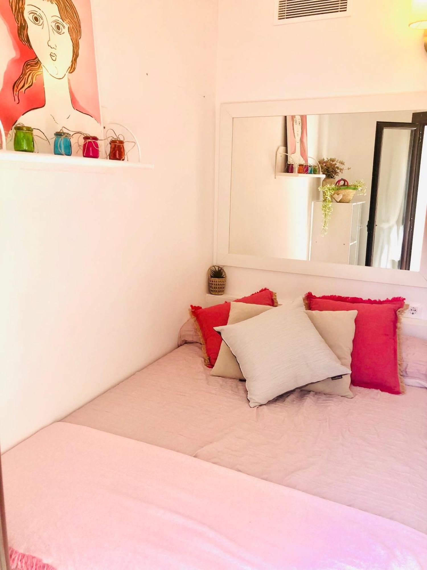 Precioso Piso En El Centro Neuralgico De Olot Apartment Екстериор снимка