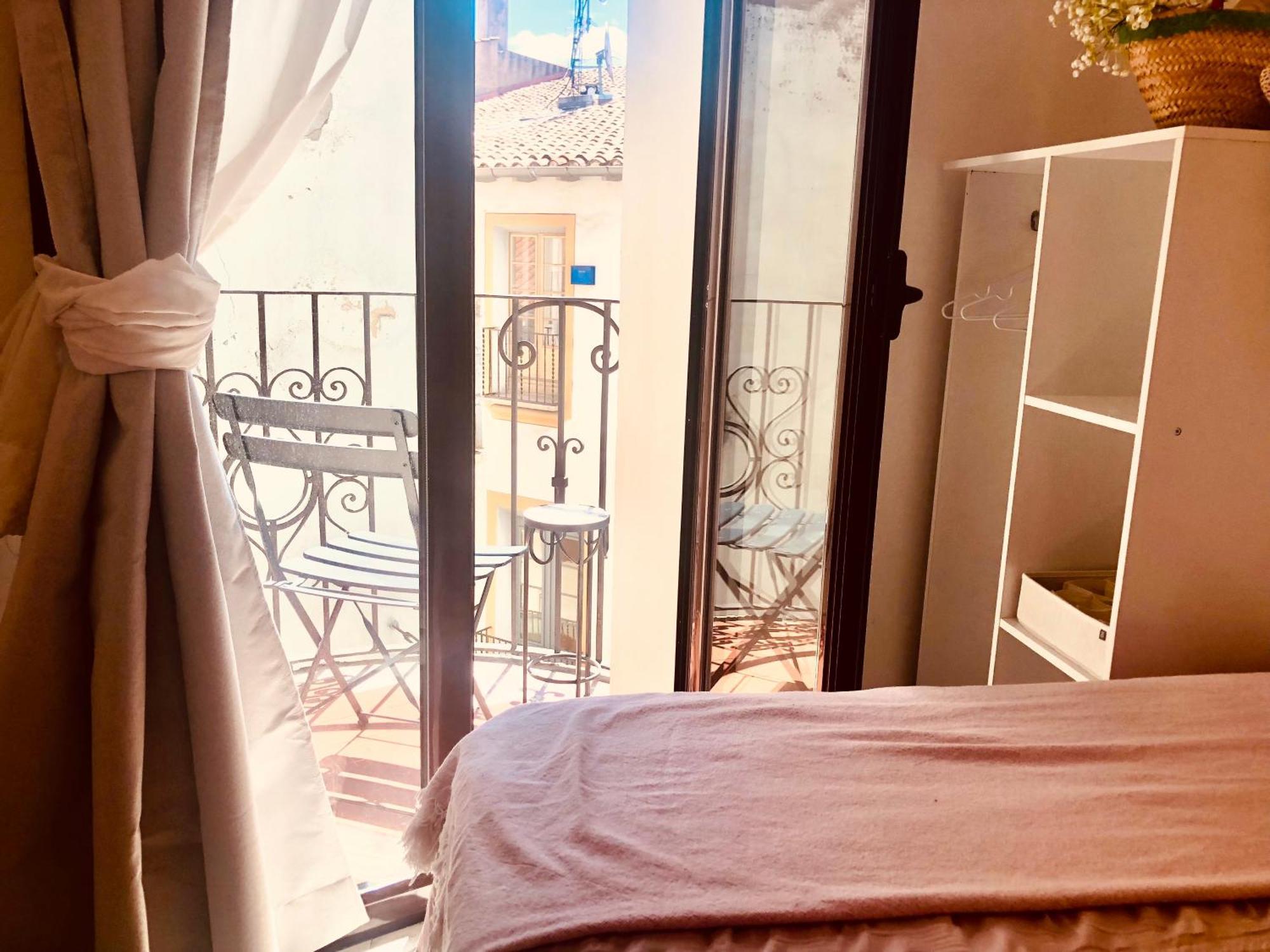 Precioso Piso En El Centro Neuralgico De Olot Apartment Екстериор снимка